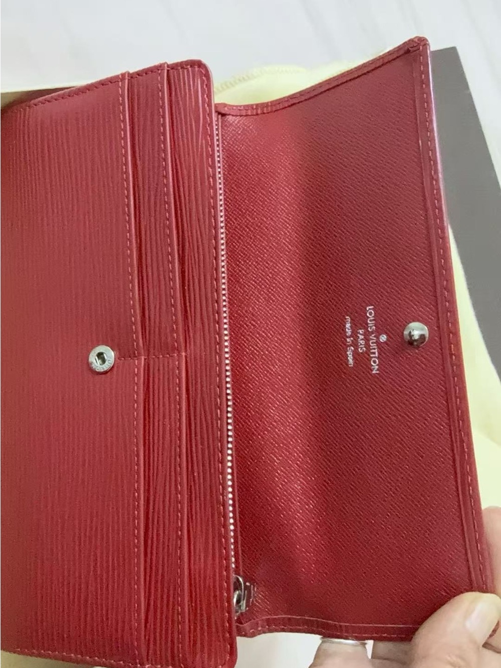 LV